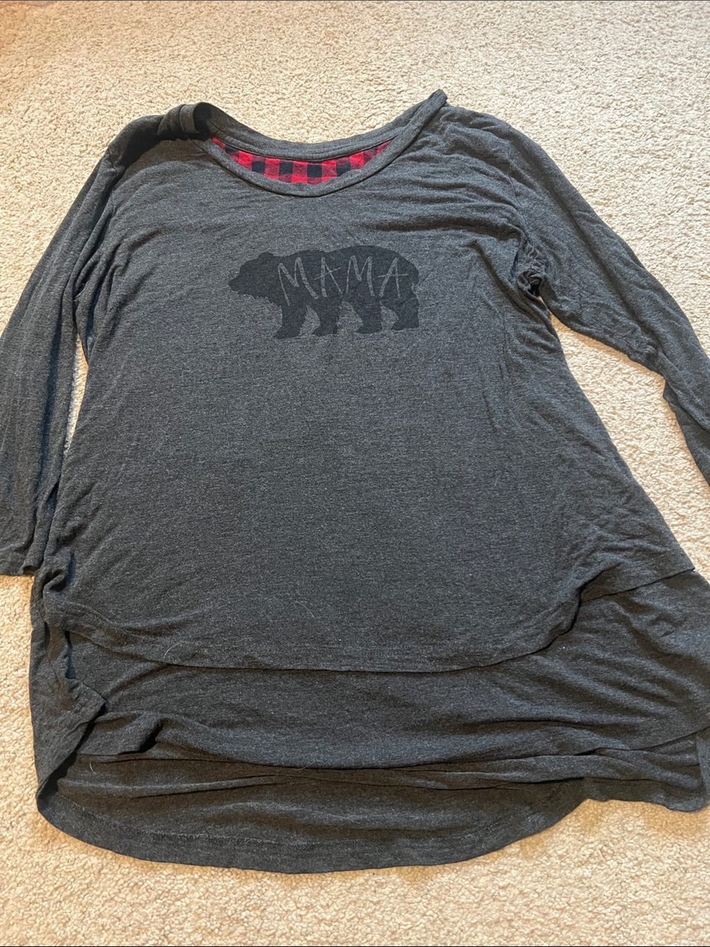 Bundle of Size Medium Latched Mama Tops - Picture 2 of 6